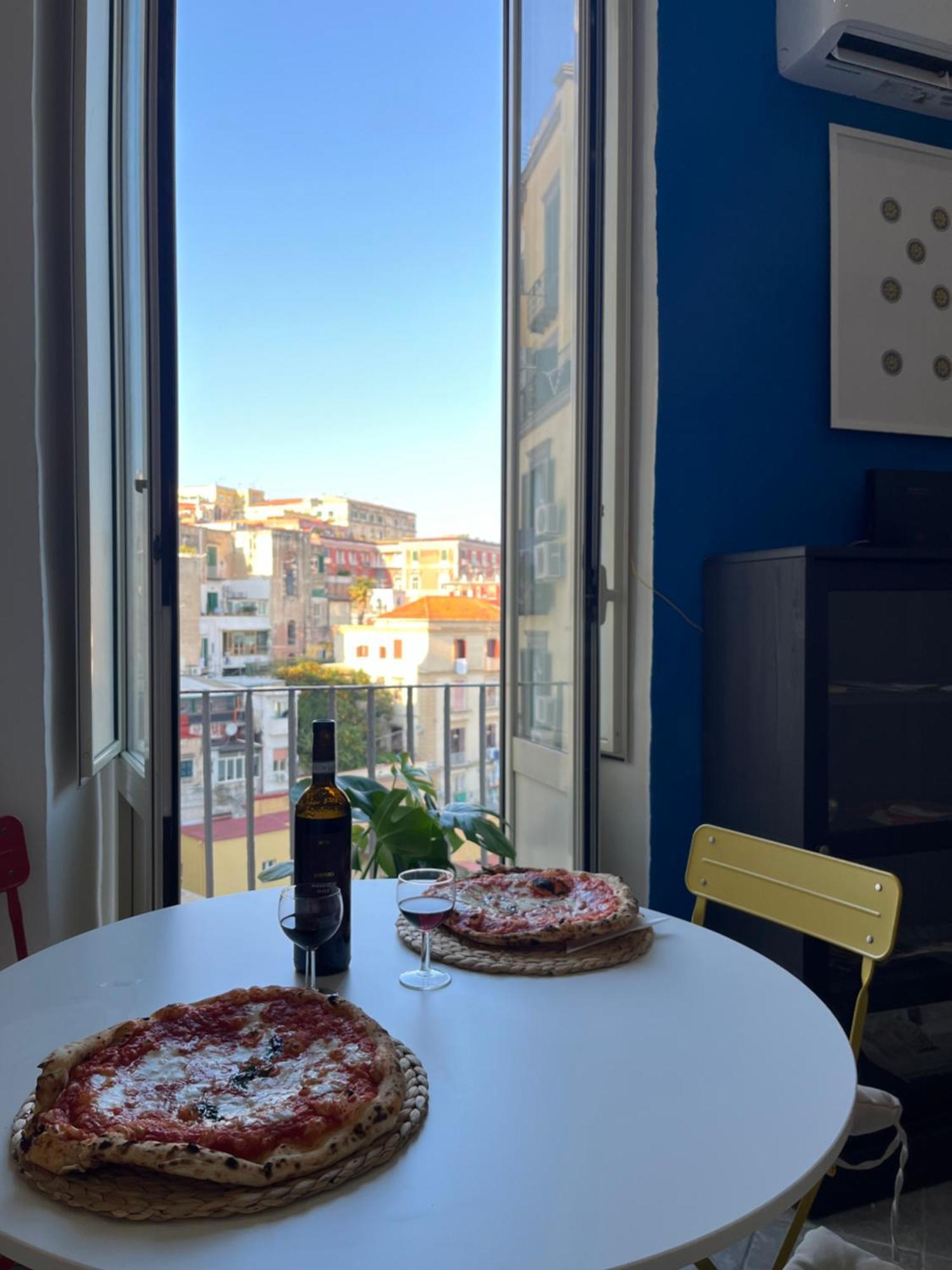 7 Bello House Napoli Esterno foto